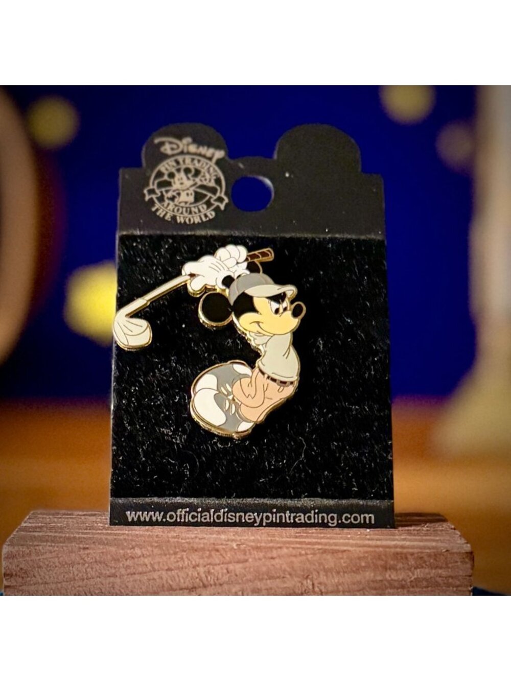 Disney Mickey Mouse Golfing Enamel Pin | Pin Trading 2002